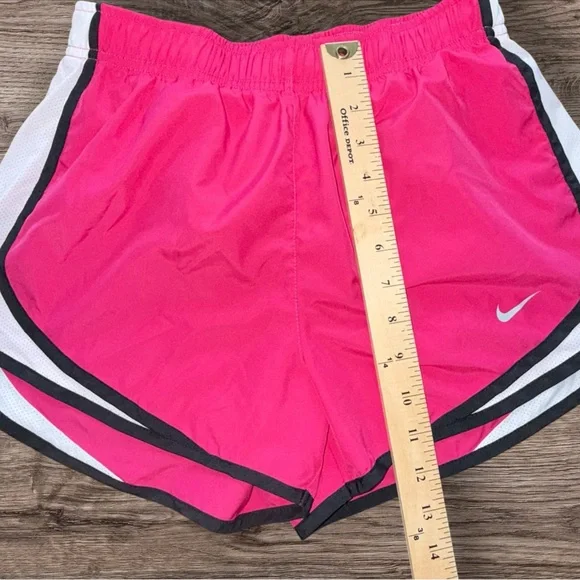 Nike Women’s Red & Pink Athletic Running Shorts Duo - Picture 3 of 12